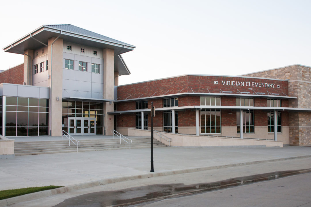 Encelium Light Management System Reduces Costs for HEB ISD Schools